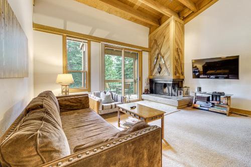 Truckee House | < 1 Mi to North Star Resort: Condo w/Balcony