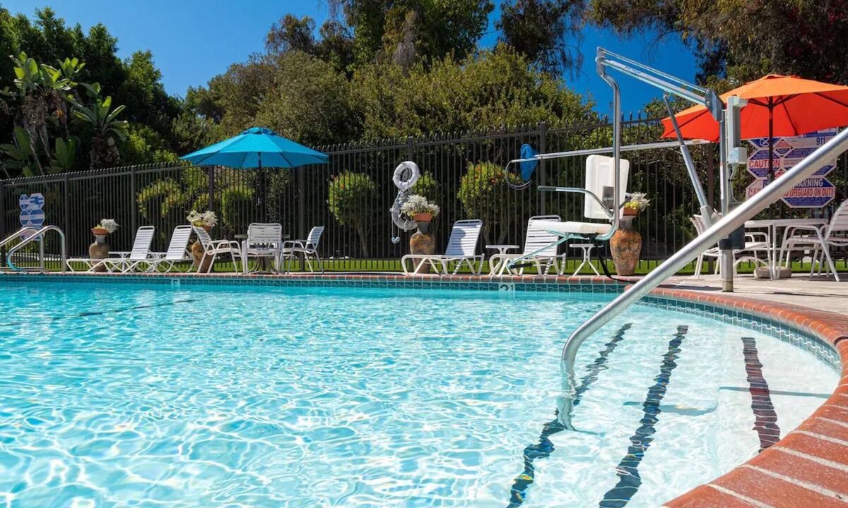 San Clemente Hotel | 2 Units | Kitchenette | Pool | Near Beach & Downtown