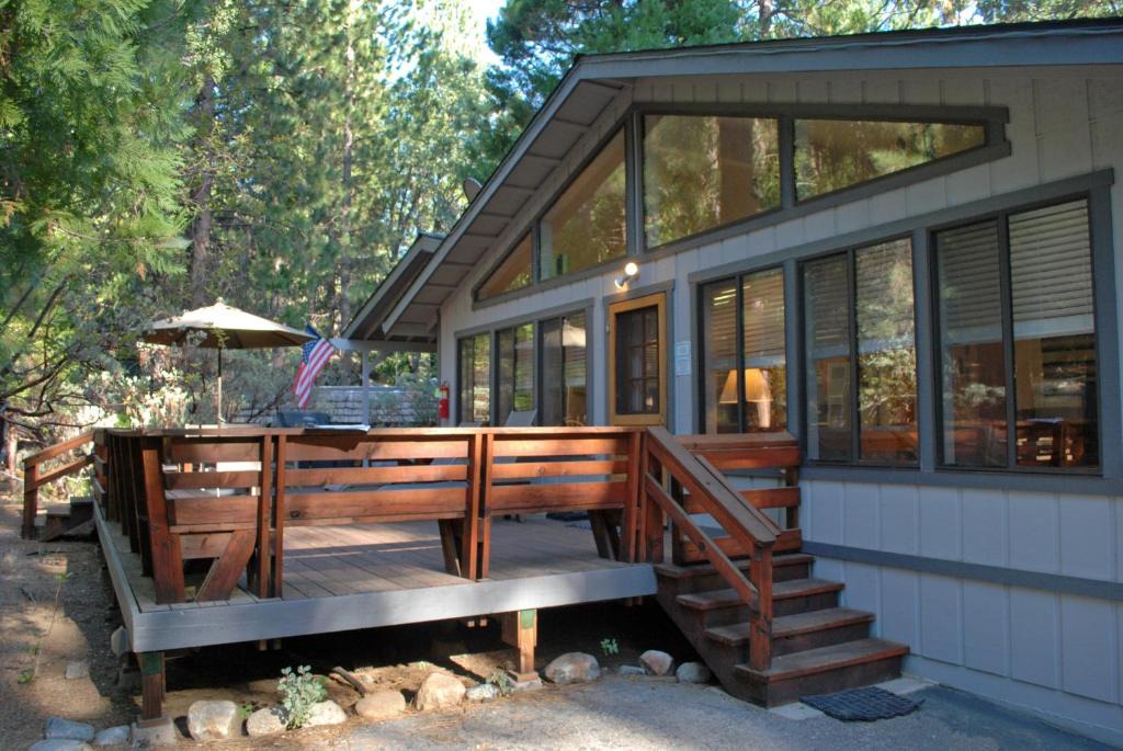 North Wawona Ski Chalet | 23A Big Cedar