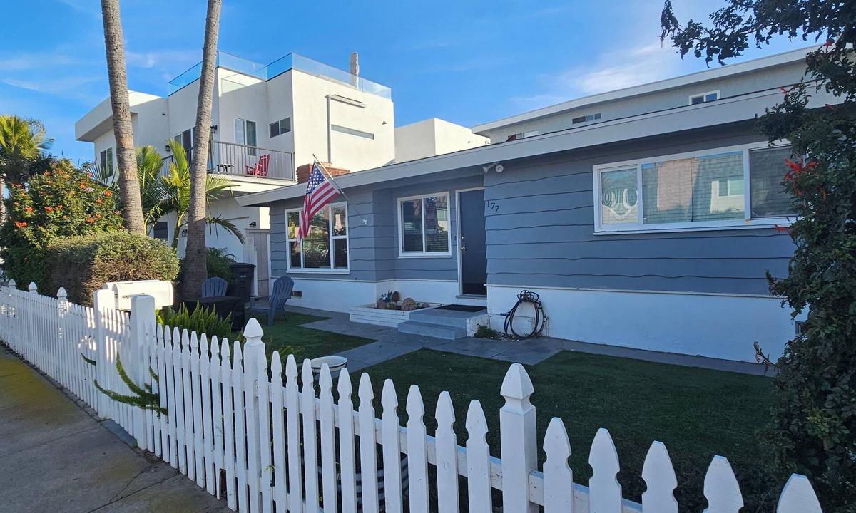 Imperial Beach House | 3-bedroom house in charming Imperial Beach with WiFi