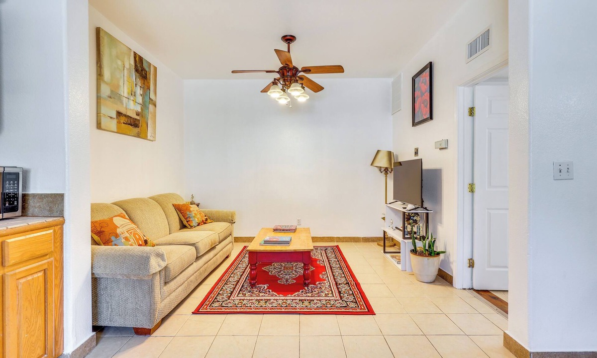 Lakeland Village Apartment | 4 Mi to Lake Elsinore: Pet-Friendly Adventure Base