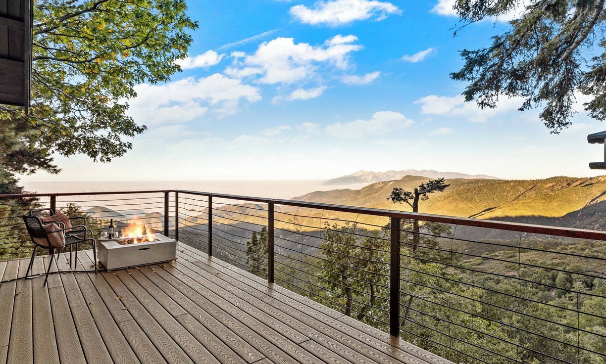 Running Springs Cabin | Above the Clouds Cabin - Views, Dog Friendly, Games, AC!