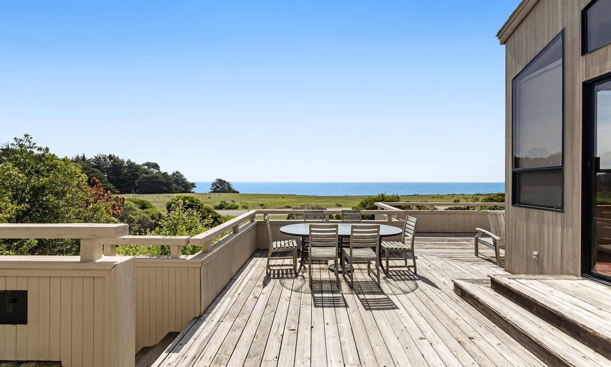 Sea Ranch House | Architectural stunner with ocean view, private hot tub & deck - near trail