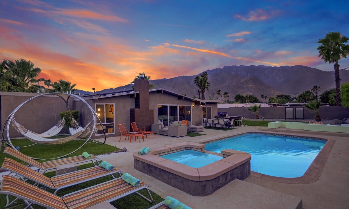 Racquet Club Estates House | Atomic Garden - Explosive Good Time. Luxurious Mid-Century Modern 4BR Pool Home.