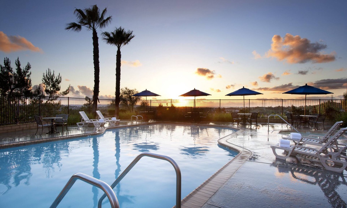 Mission Viejo Hotel | Ayres Hotel & Spa Mission Viejo – Lake Forest