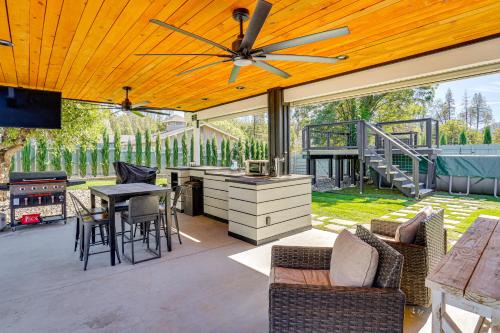 Weaverville House | Backyard Oasis w/Hot Tub & Views: Weaverville Gem