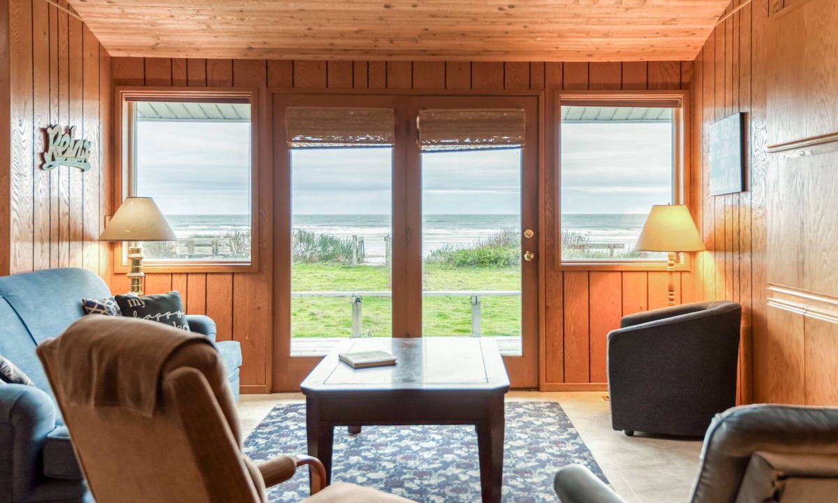 Waldport House | Beachfront Pet Friendly Home in Waldport, Ocean Views, Lovely Yard