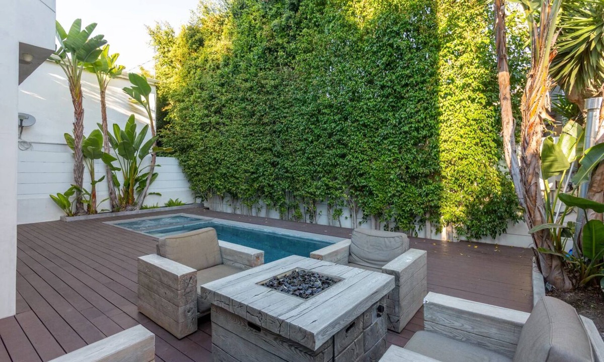 Hollywood Hills West House | Beautiful 3 Bedroom house with AC in delightful Los Angeles