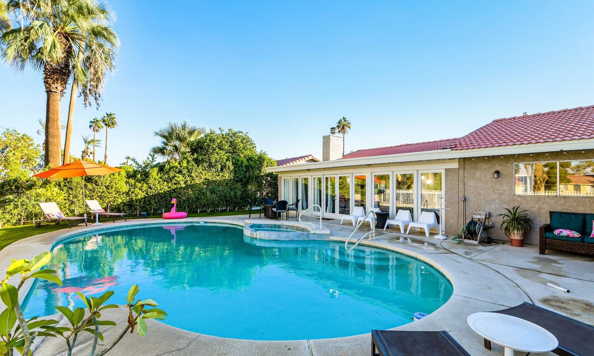 Indio Villa | Beautiful Desert Pool House: Sun, Swim, Sip & Stay