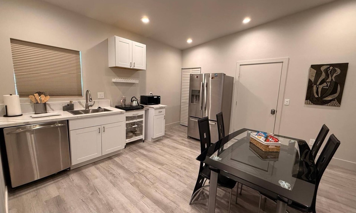 Winchester Apartment | Beautiful Studio in Las Vegas Near Las Vegas Strip & Airport