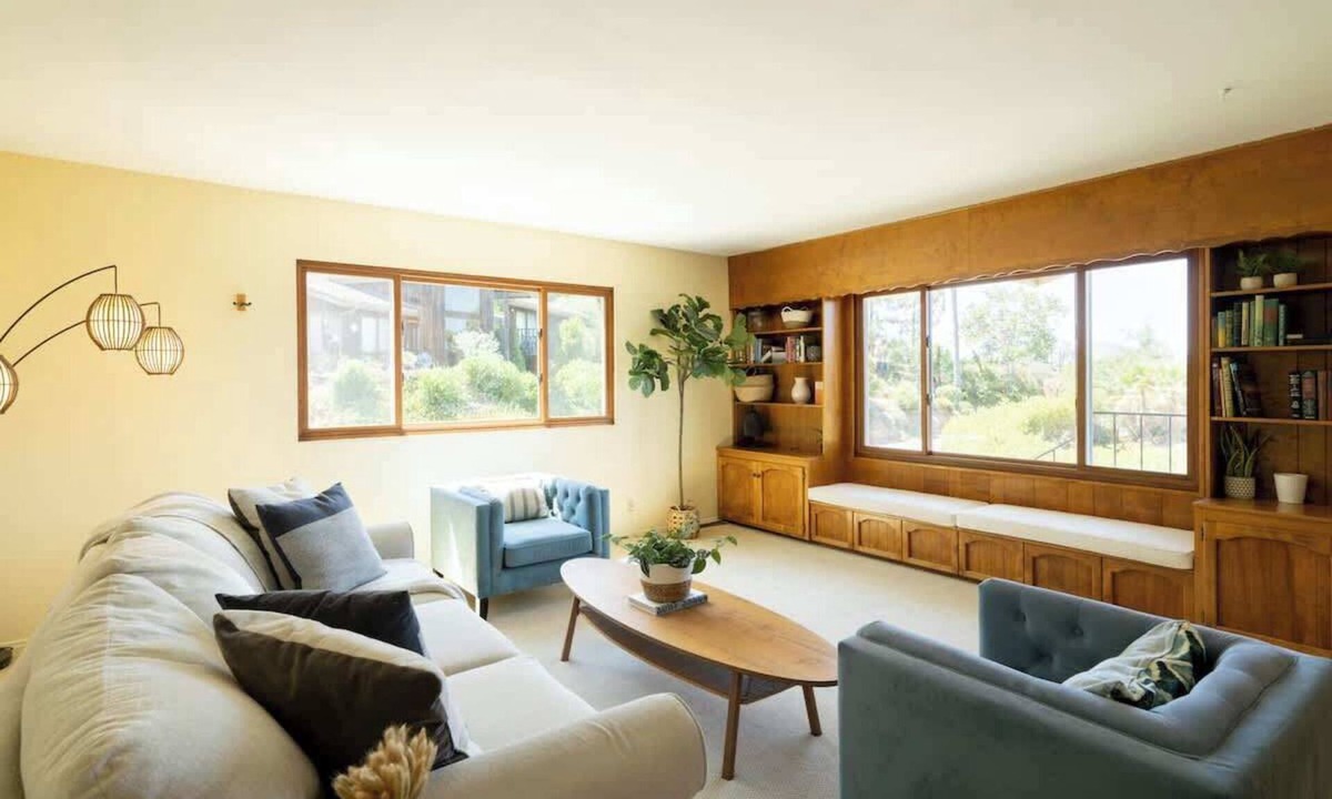 La Mesa House | Beautiful Sun-Filled Home w/Amazing Views &Balcony