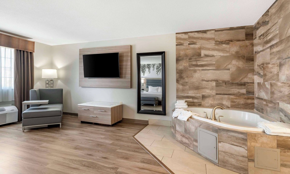 Livermore Hotel | Best Western Plus Vineyard Inn