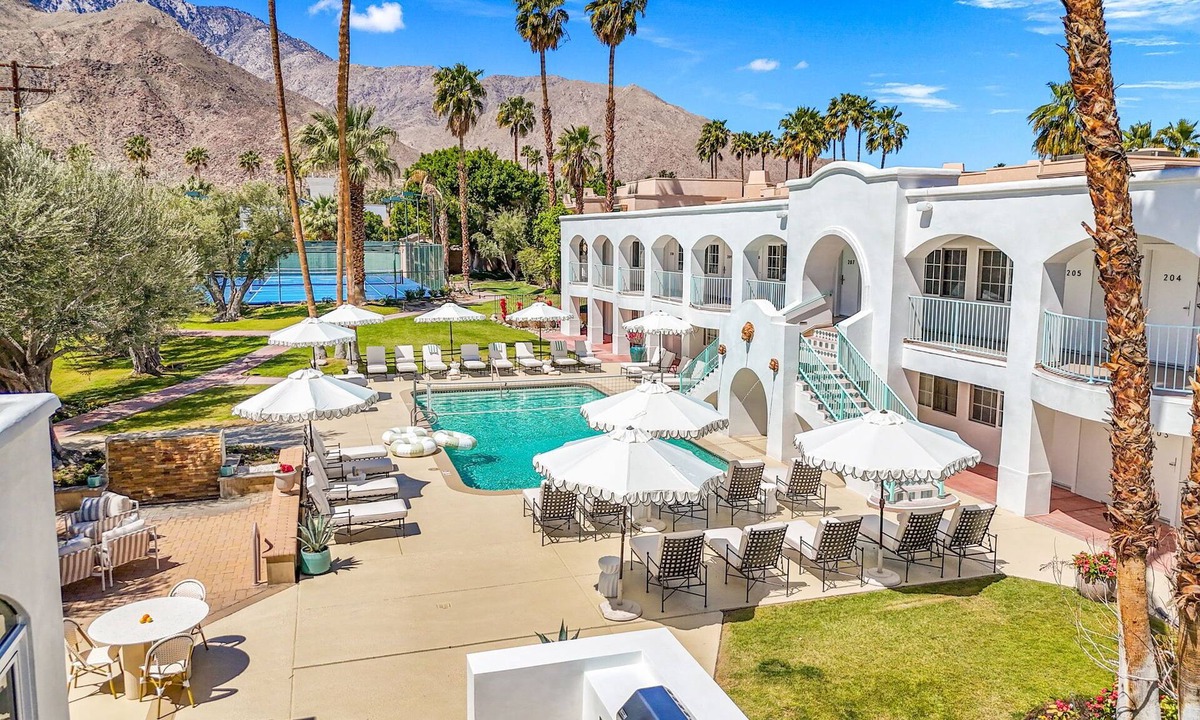 Uptown Design District Hotel | Casa Palma Hotel & Bungalows
