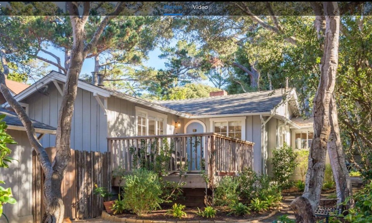Golden Rectangle Cottage | Charming Carmel-by-the-Sea Cottage