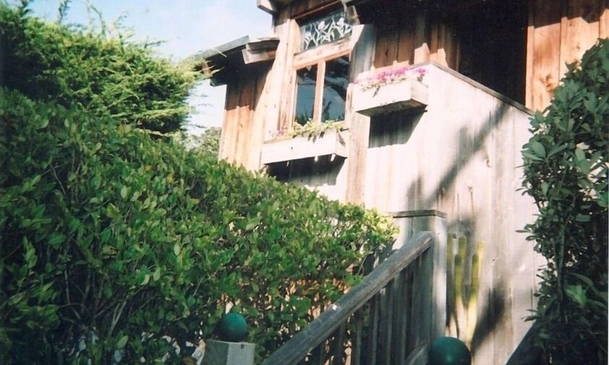 Carmel Point House | Charming Carmel Home, 2 Blocks to Carmel Beach, Walk to Town