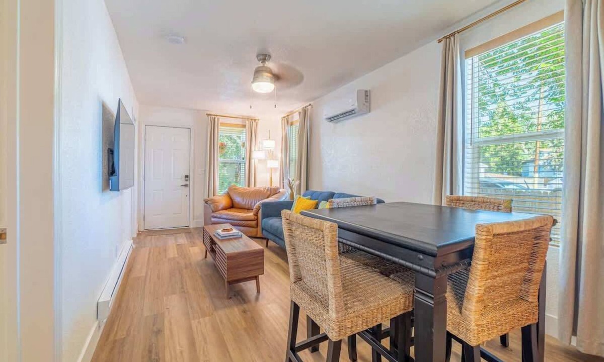 Old Southwest House | Charming Family 2BR Midtown Reno - Pets Welcome