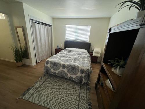 Aptos Apartment | Charming studio one mile from beach