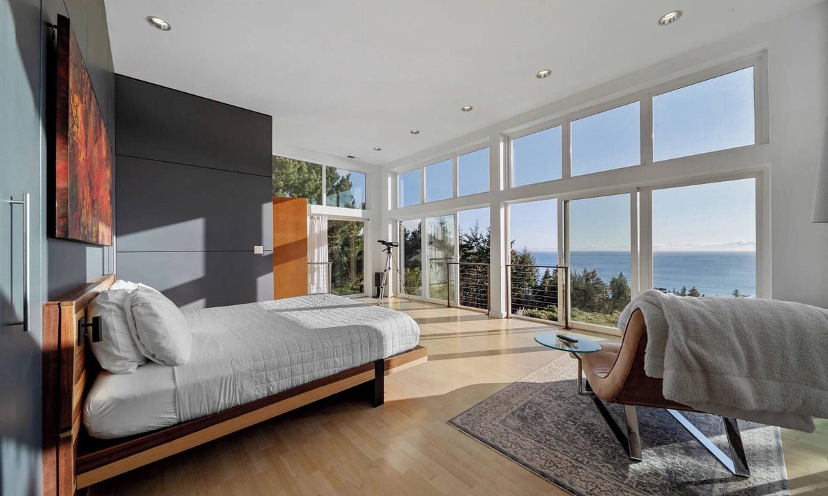 Port Orford House | China Mountain House - Ocean Views & Modern Design