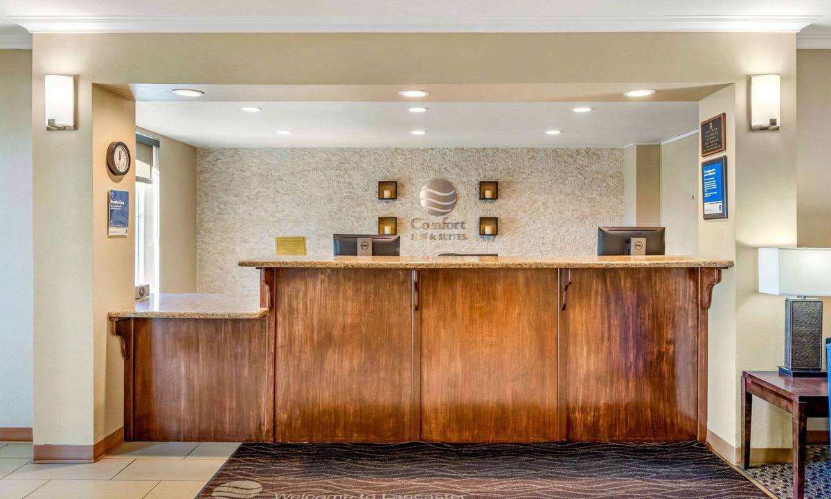 Lancaster Hotel | Comfort Inn & Suites Lancaster Antelope Valley