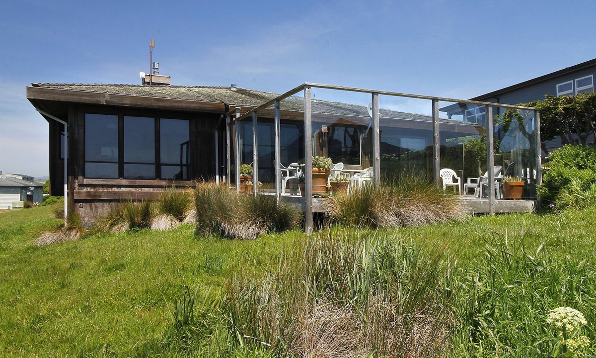 Dillon Beach House | Comfortable Coastal Retreat with Sweeping Ocean Views