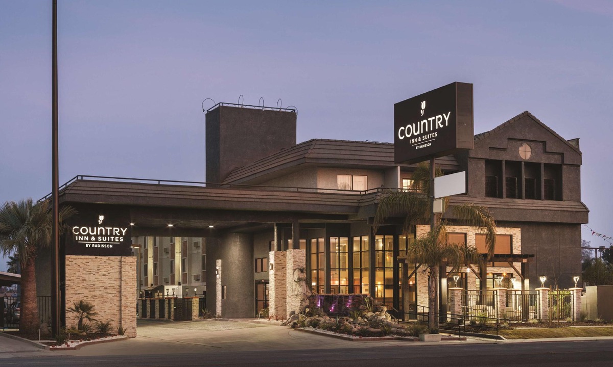 Bakersfield Hotel | Country Inn & Suites by Radisson, Bakersfield, CA