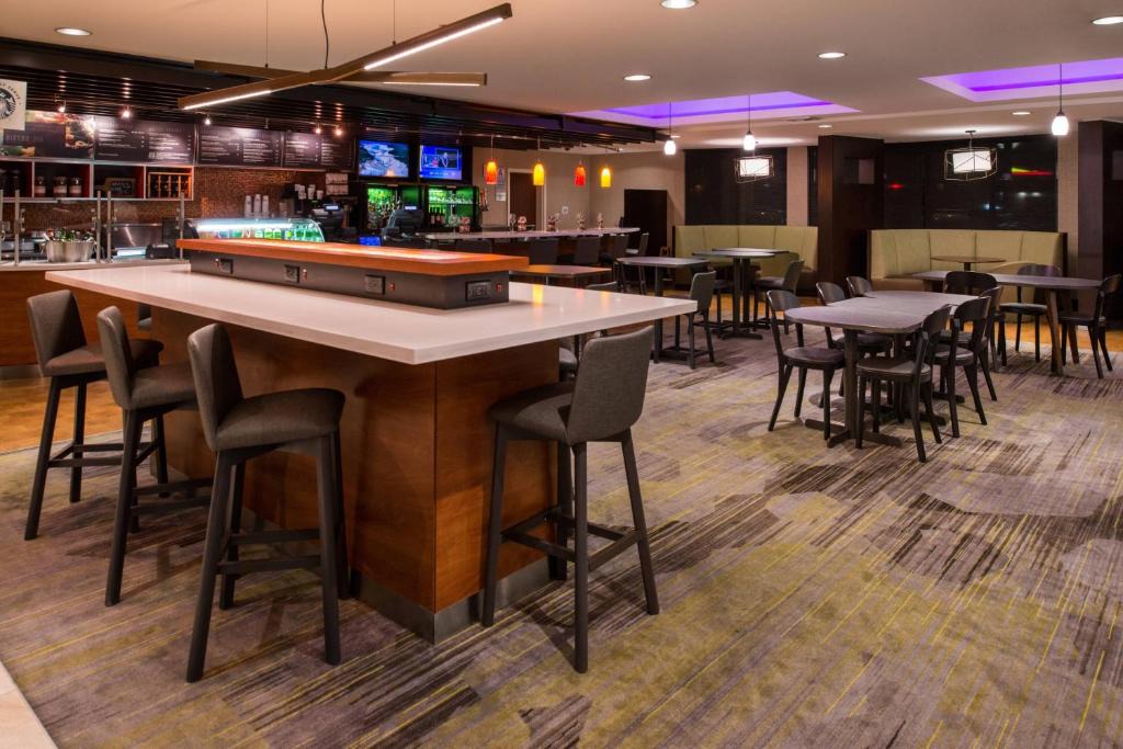 Hesperia Hotel | Courtyard by Marriott Victorville Hesperia