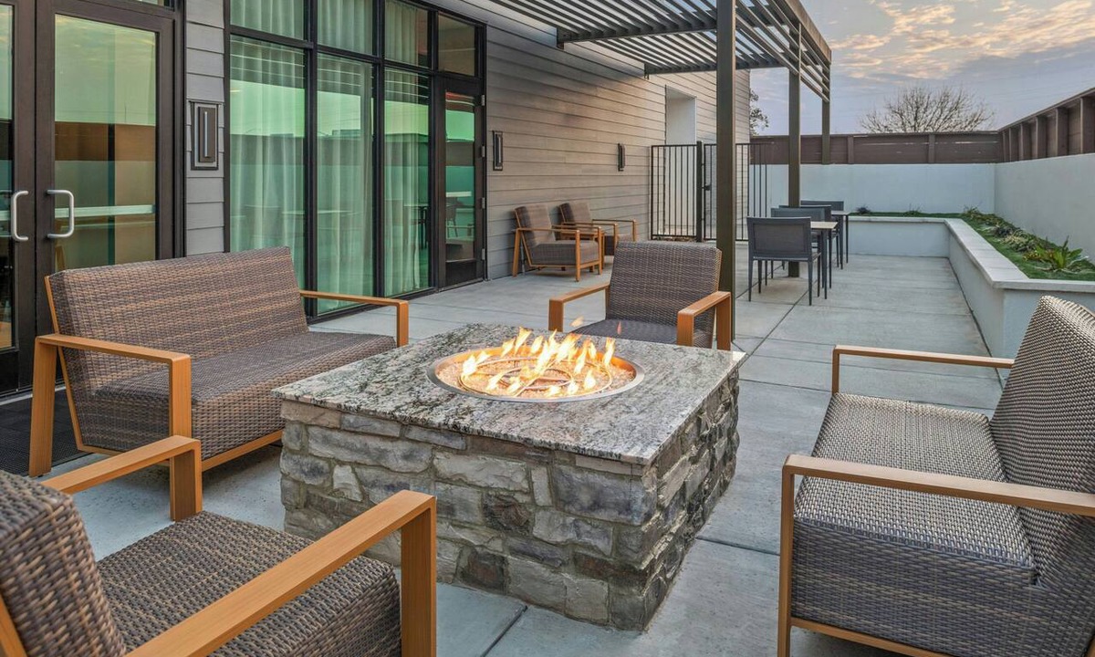 Woodland Hotel | Courtyard By Marriott Woodland