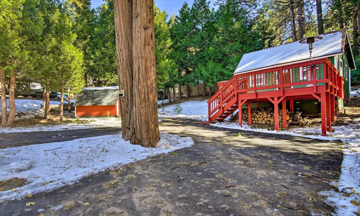 Running Springs Cabin | Cozy Forest Cabin Retreat in Running Springs