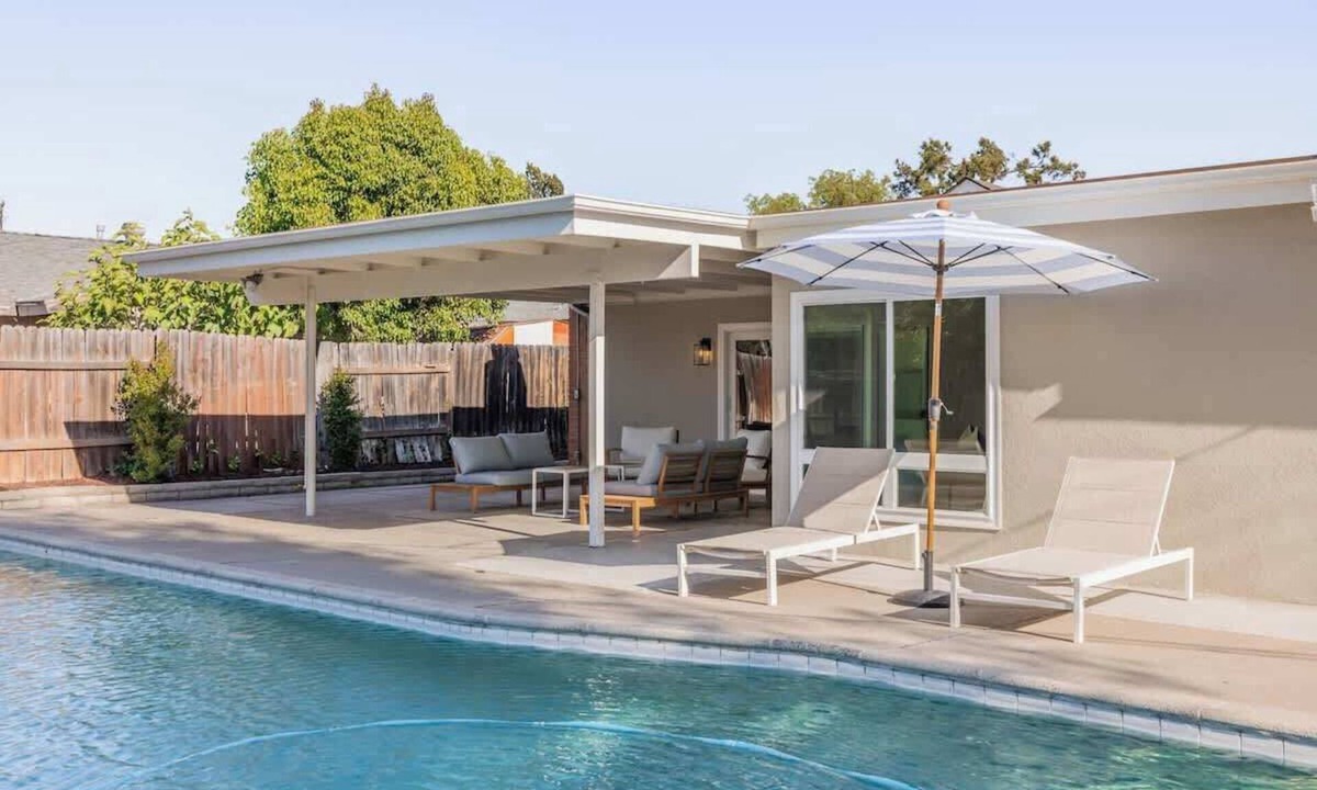 Fullerton House | Cozy Modern Haven w/Soothing Ambience & Pool