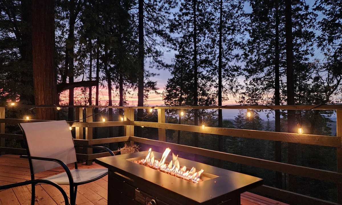 Shingletown Cabin | Cozy Mountain View Cabin w/great view near Lassen Park and Burney Falls. EV.