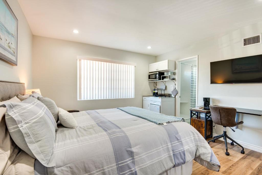 Simi Valley Apartment | Cozy Simi Valley Studio < 10 Mi to Hiking & Golf