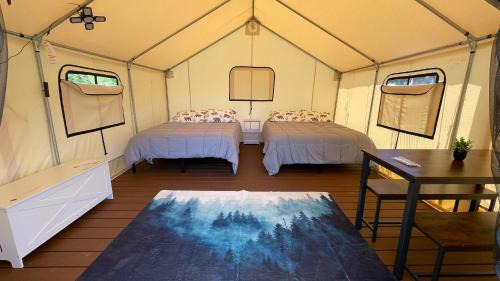 Klamath Other | Diamond Glamping tent - tent site #10