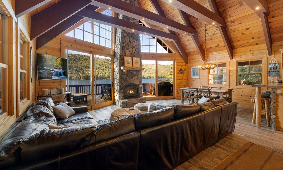 Truckee Cabin | Donner Bliss - Remodeled Lakefront Log Cabin on Donner, 180 Views, Dog Friendly, with Private Pier