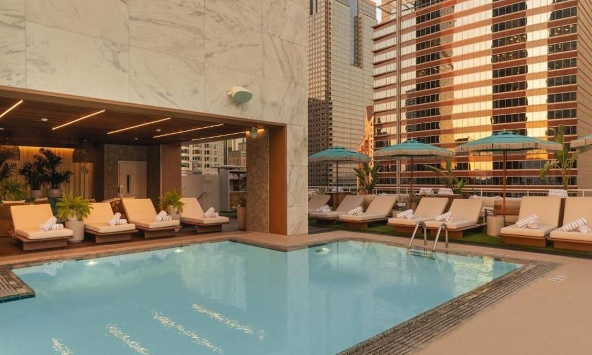 Financial District Hotel | Downtown LA Stay | 1 Unit | Near Staples Center