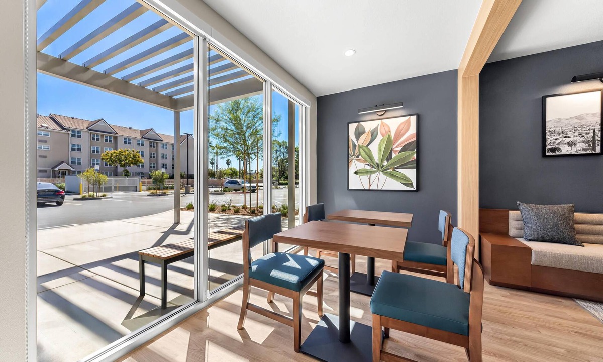 San Bernardino Hotel | Everhome Suites San Bernardino - Loma Linda