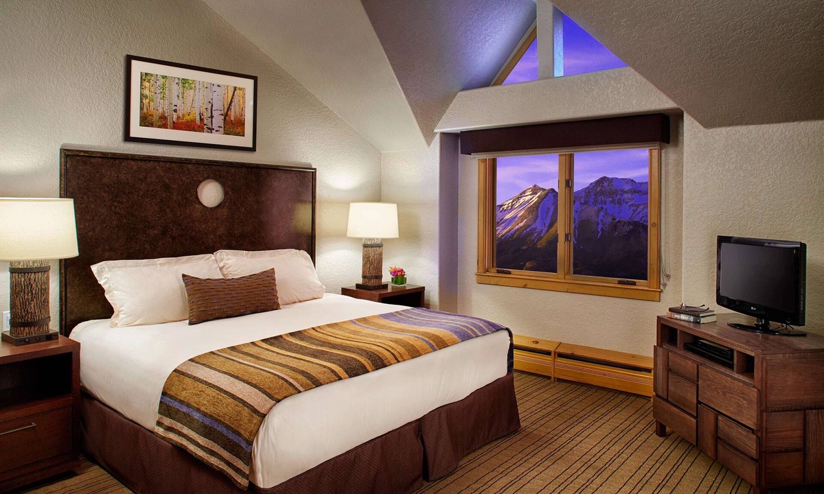 Mountain Village Apartment | Fairmont Heritage Place, Franz Klammer Lodge