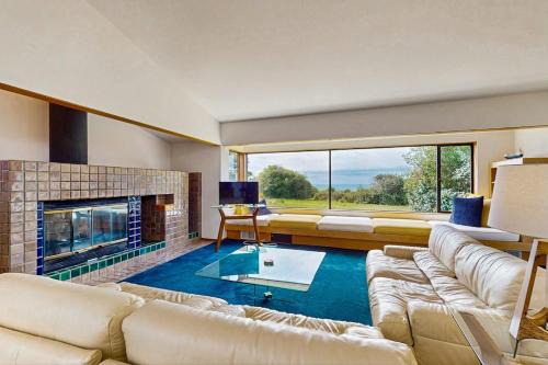 Sea Ranch House | Green Vale Getaway - 2 Bed 2 Bath Vacation home in Sea Ranch