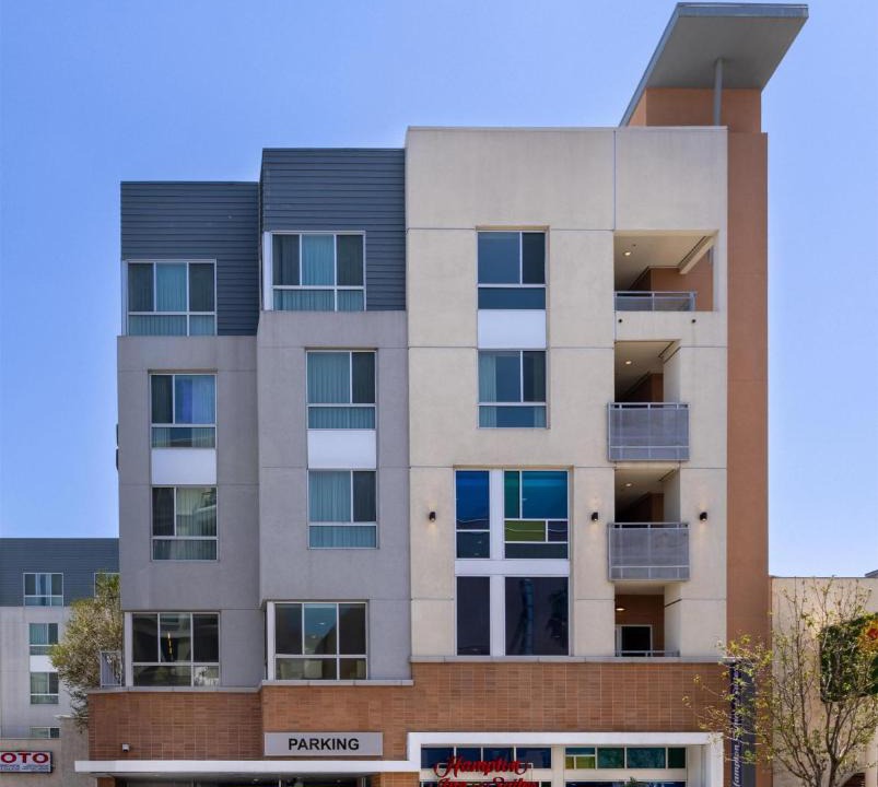 Pacific - Edison Hotel | Hampton Inn & Suites Los Angeles - Glendale
