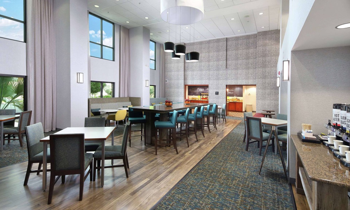 Tucson Hotel | Hampton Inn & Suites Tucson East/Williams Center