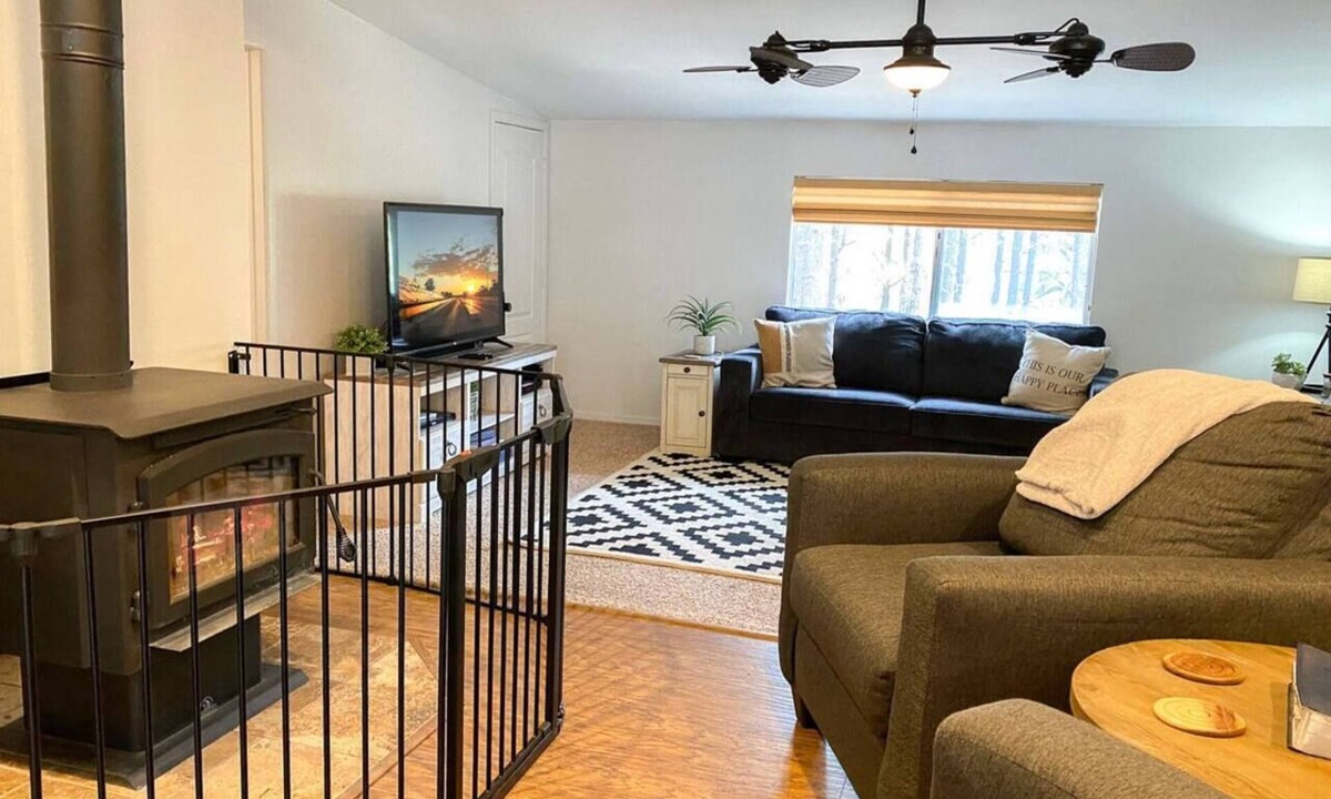 Heber Cabin | Hilltop Haven | Kid-friendly~New Deck~Nearby Lakes