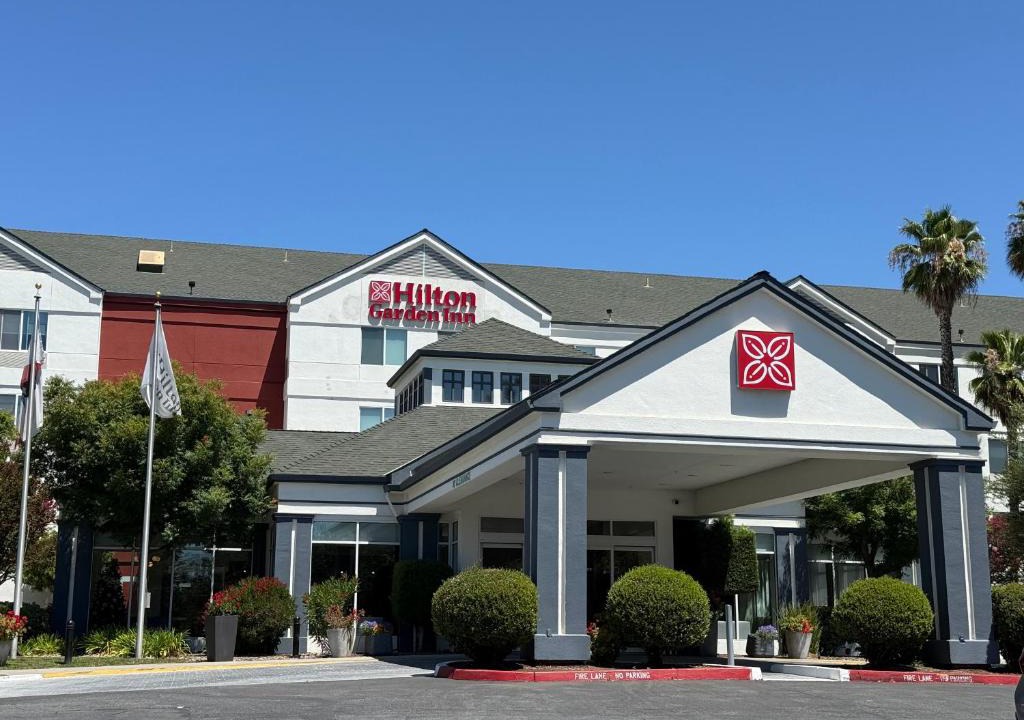 Gilroy Hotel | Hilton Garden Inn Gilroy