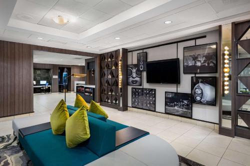 Hollywood Hotel | Hilton Garden Inn Los Angeles/Hollywood