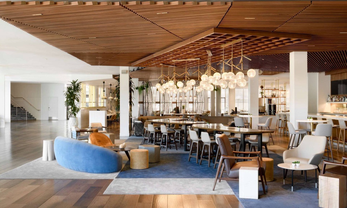 Fox Hills Hotel | Hilton Los Angeles Culver City