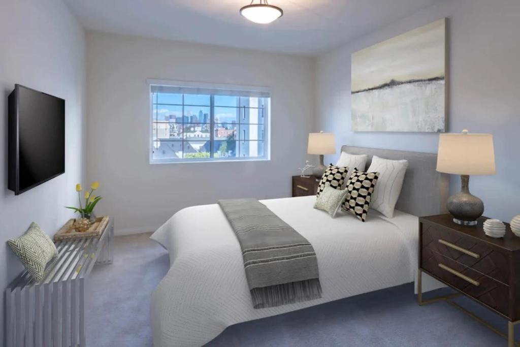 Koreatown Apartment | Holiday in LA - 1br with Free parking, Laundry, Pool