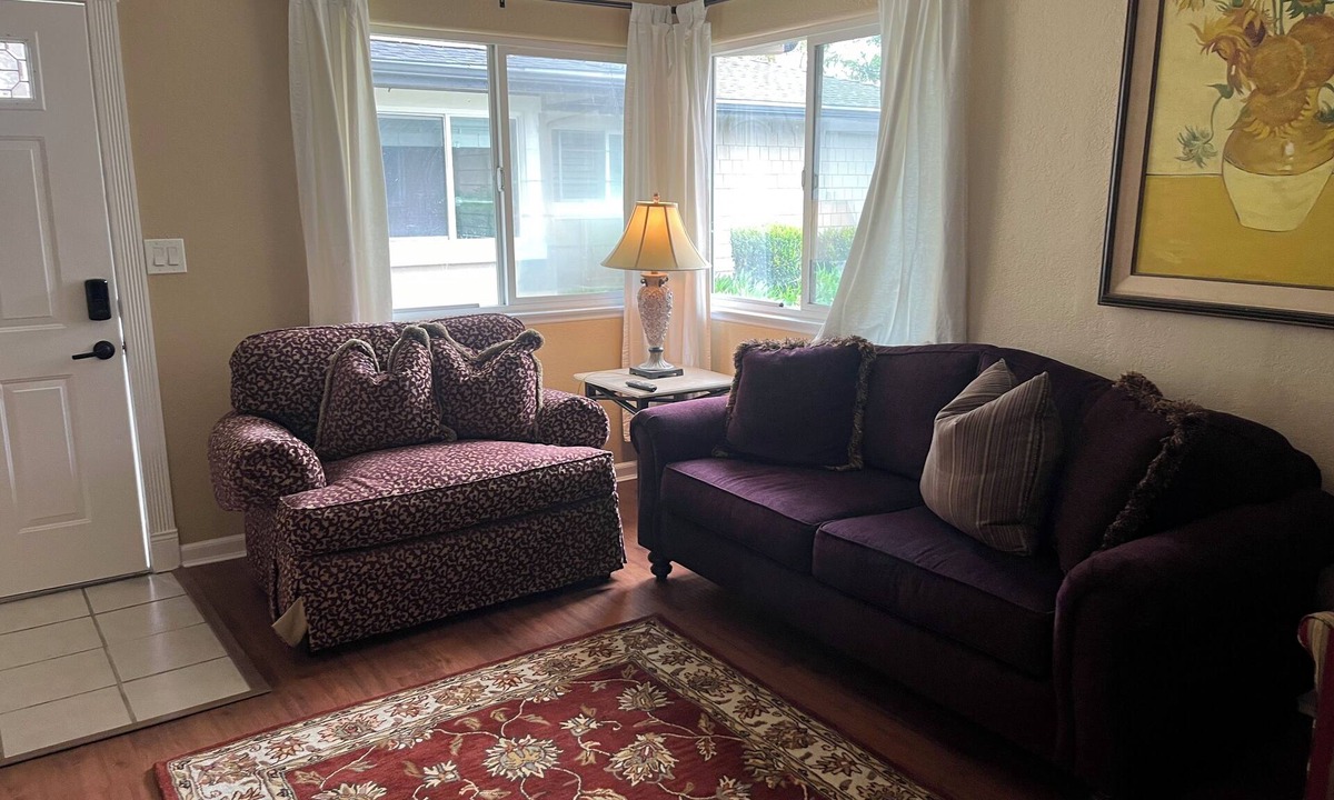 Washington Condo | Huntington beach condo centrally located 15 minutes from beach, 5 min to freeway