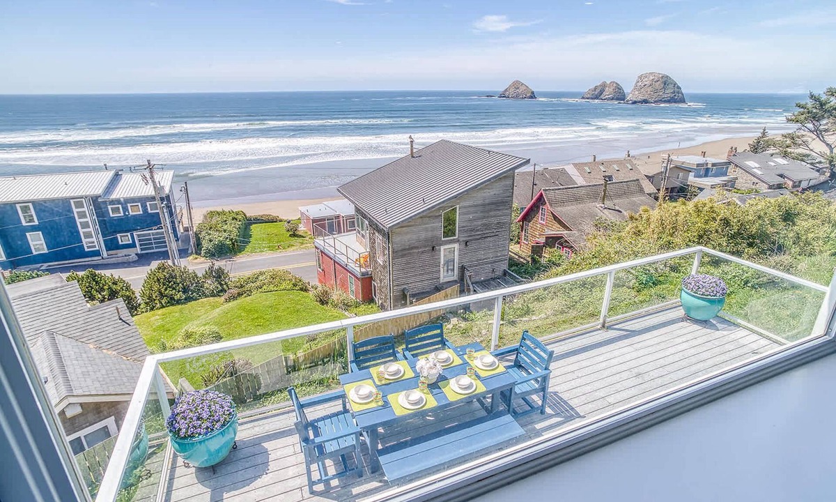 Oceanside House | Incredible Ocean Views Free WiFi Great Location