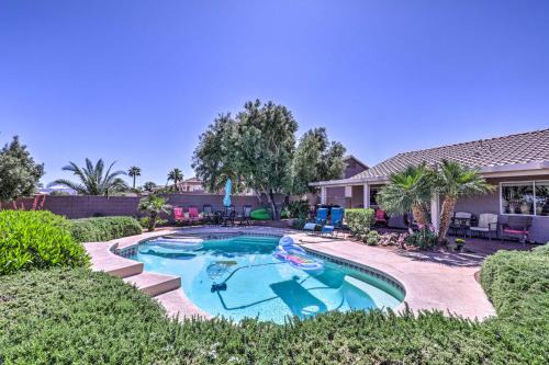 Townsite House | Incredible Strip View, Peaceful Poolside Escape