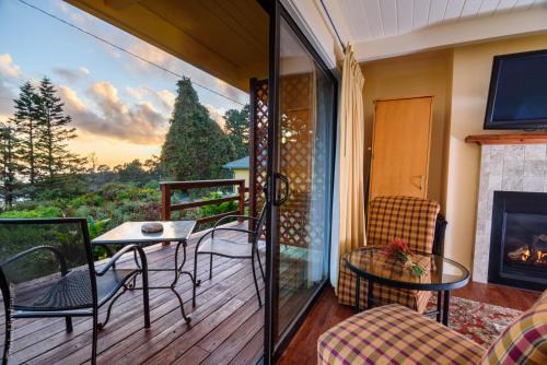 Little River Hotel | Inn at Buckhorn Cove