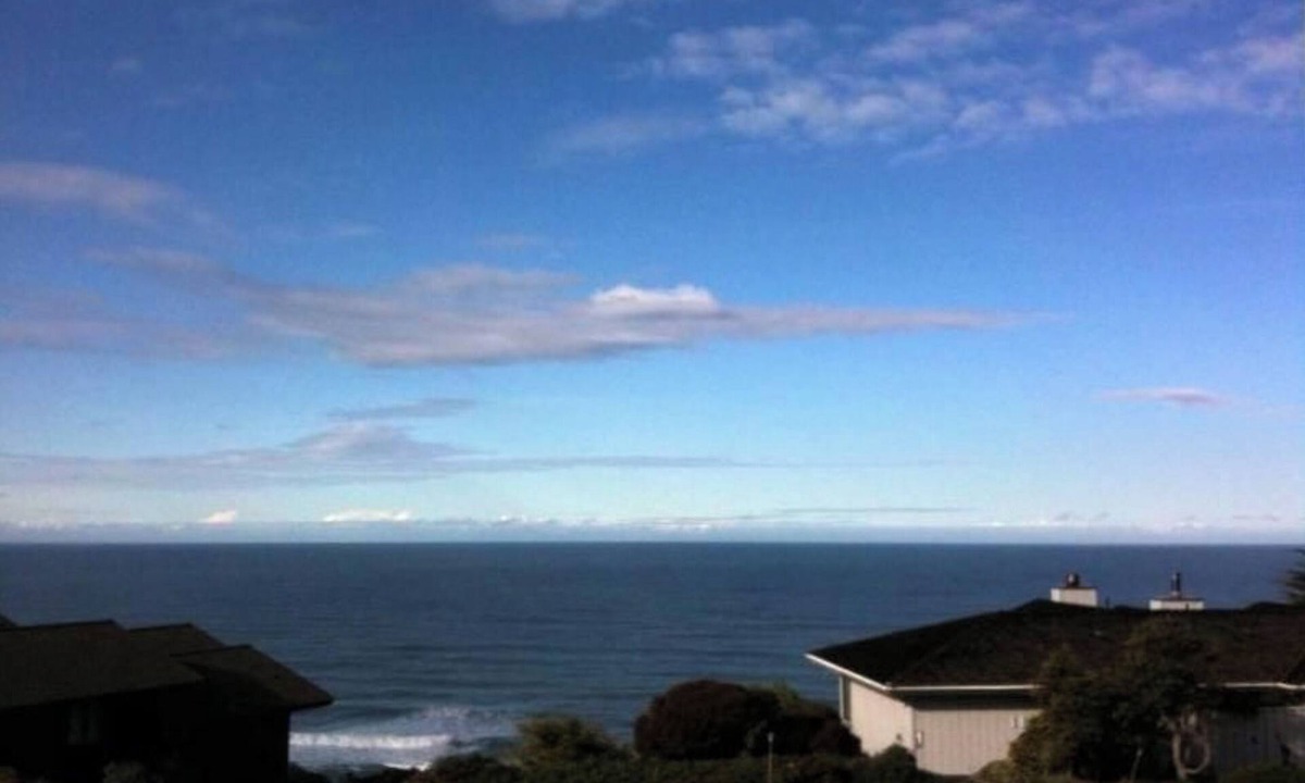 Manchester House | July and August dates are available! Are Panoramic Ocean Views for you ?!