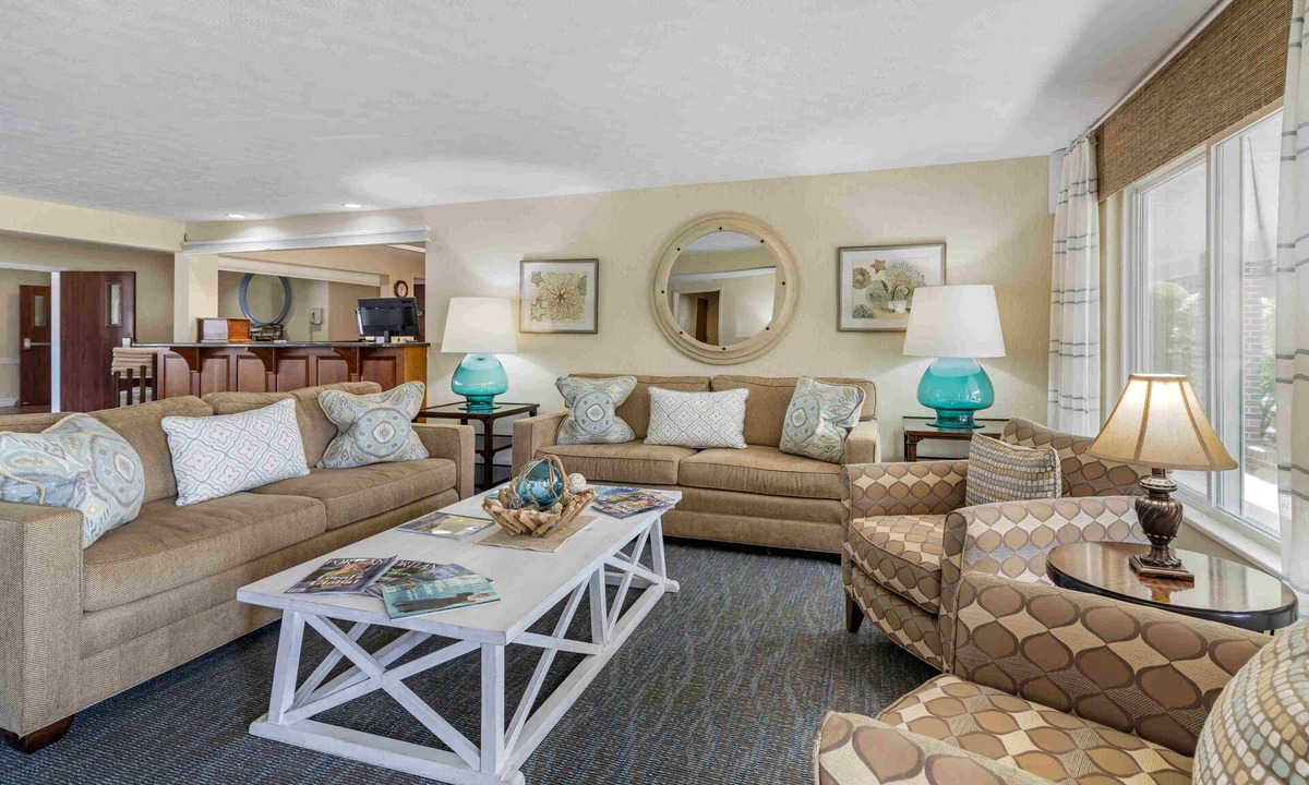 Ogunquit Hotel | Juniper Hill Inn